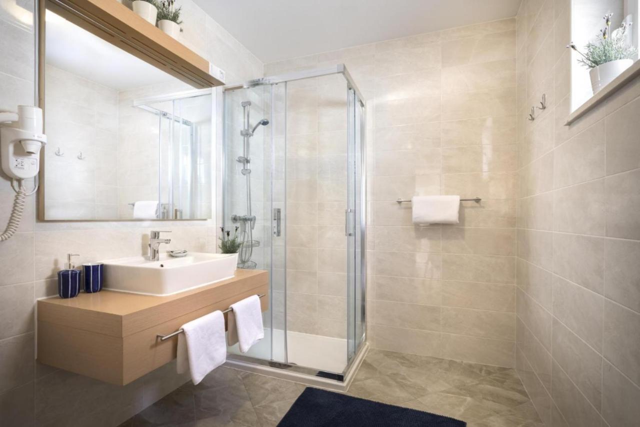 Apartment Aci Marina Cres Eksteriør billede