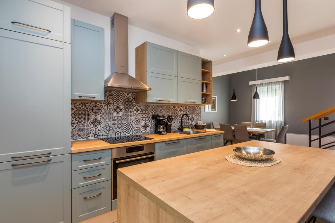 Apartment Aci Marina Cres Eksteriør billede